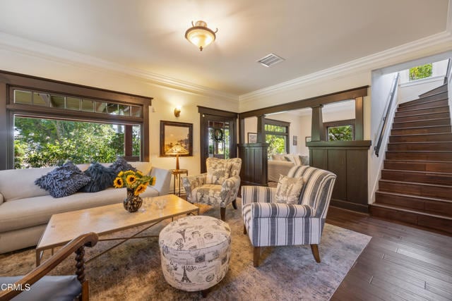 Photo - 1291 Wesley Ave