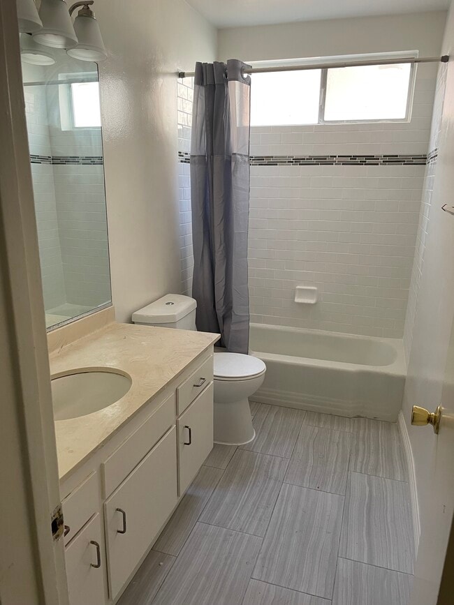 Photo - 1440 Centinela Ave Unit Apt 6