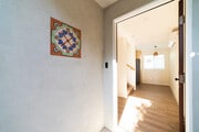 Photo - 1346 1/2 S Dunsmuir Ave - Townhome