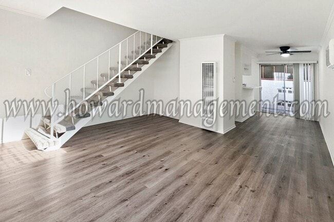 Building Photo - 5238 Tilden Ave Unit 4