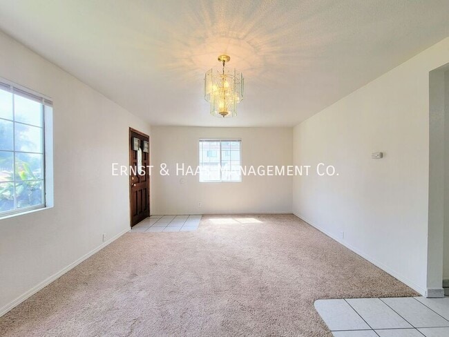 Photo - 8142 California St