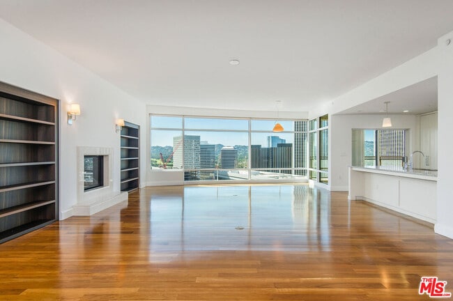Photo - 1 W Century Dr Unit 24D