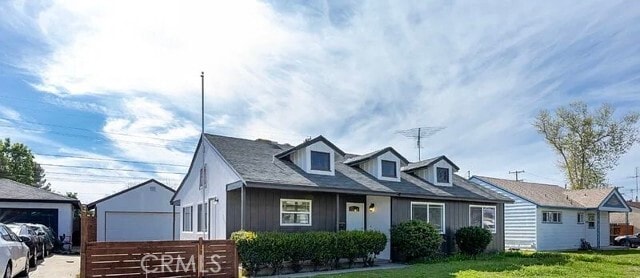 Photo - 3900 San Mateo Ave