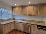 Photo - 17565 Bullock St