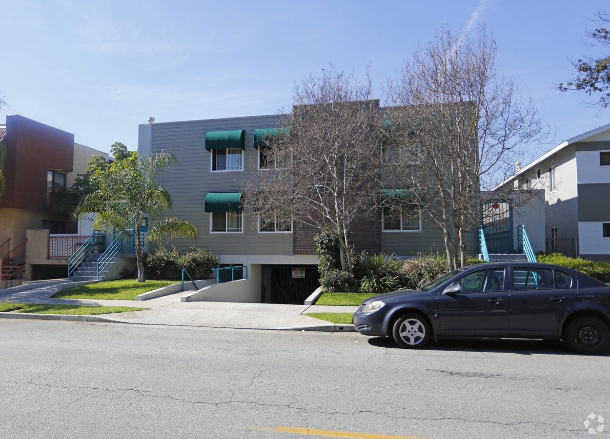 Photo - 319 Concord St