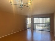 Photo - 1022 Irving Ave Unit 3
