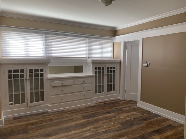 Living Room - 687 W 11th St Unit 687