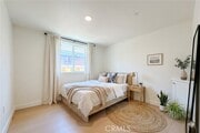 Photo - 734 E 52nd St