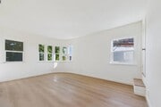 Photo - Wilcox Apartments
