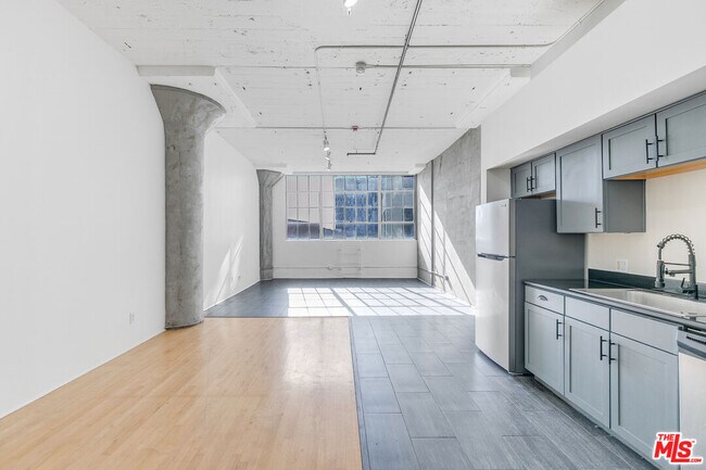 Photo - 420 San Pedro St Unit 218