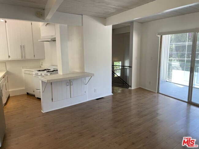 Photo - 2154 N Beverly Glen Blvd