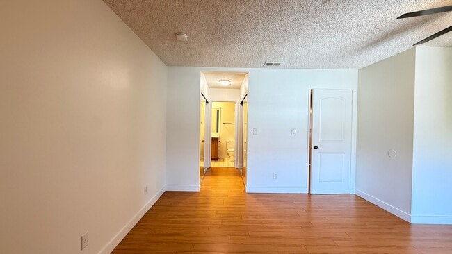 Photo - 1500 Abbot Ave