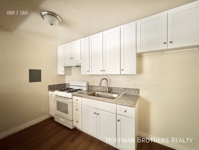 Photo - 6727 Woodley Ave Unit 22