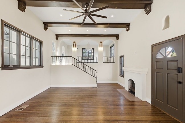 Photo - 3608 Wilshire Terrace