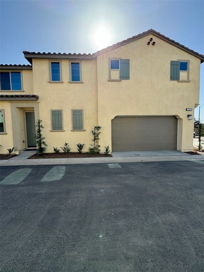 Building Photo - 31565 Wieck Rd Rental