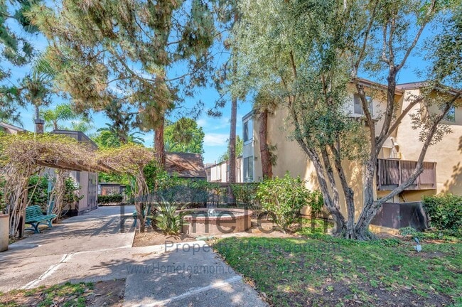 Photo - 2 BR/ 2 BA 894 SQFT CONDO IN MISSION VALLE... Unit B