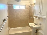 Photo - 14215 Cohasset St