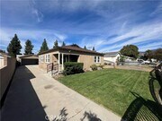 Photo - 2588 Genevieve St N