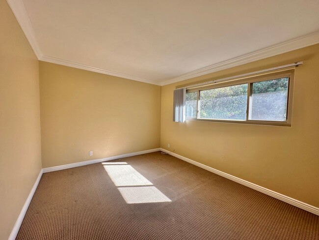 Photo - 1 bedroom Condo located in San Carlos!