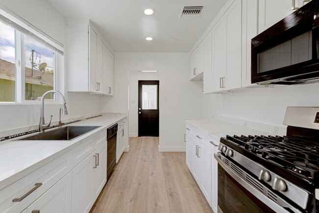 Photo - 7737 Case Ave