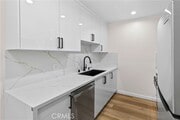 Photo - 409 Burchett St Unit 312