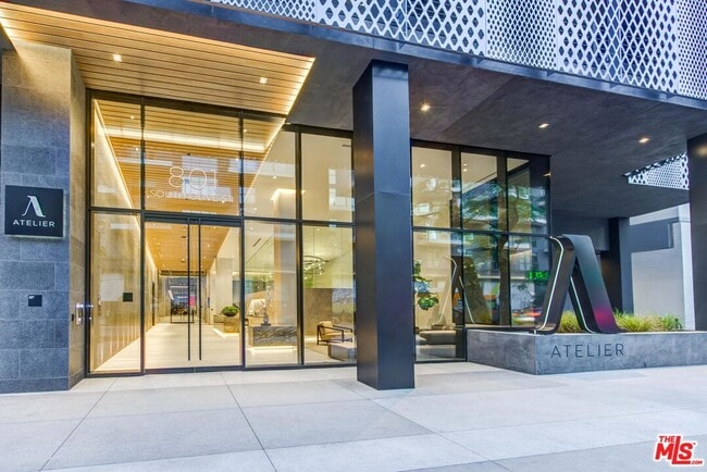 Photo - 801 S Olive St Unit PH 2