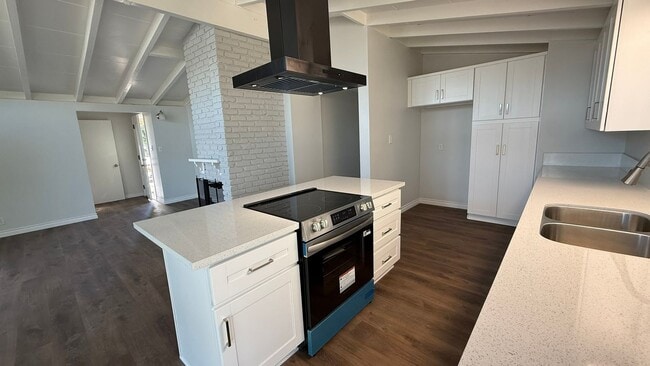 Photo - Incredible Remodled 4 bedroom House