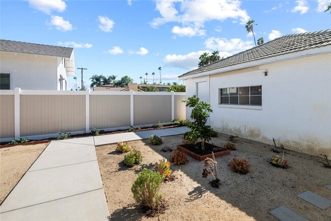 Photo - 6652 Palm Ave