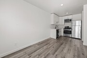 Photo - 4924 64th St