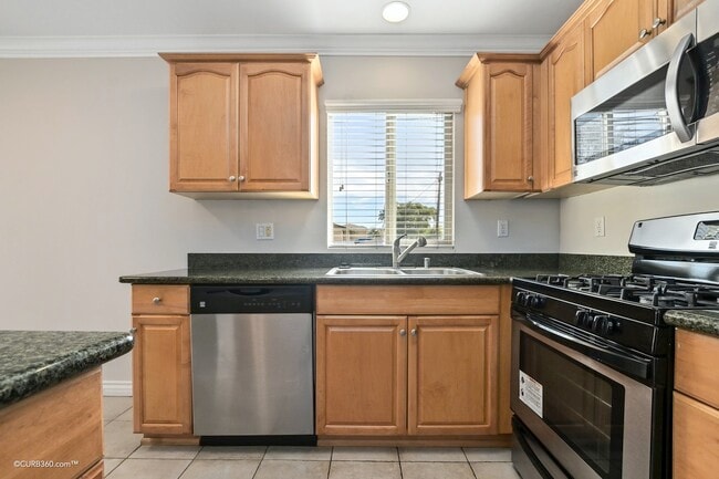 Photo - Warren Bostonia Townhomes