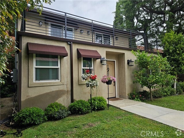 Building Photo - 455 Richmond Rd Rental
