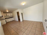 Photo - 807 E Vernon Ave