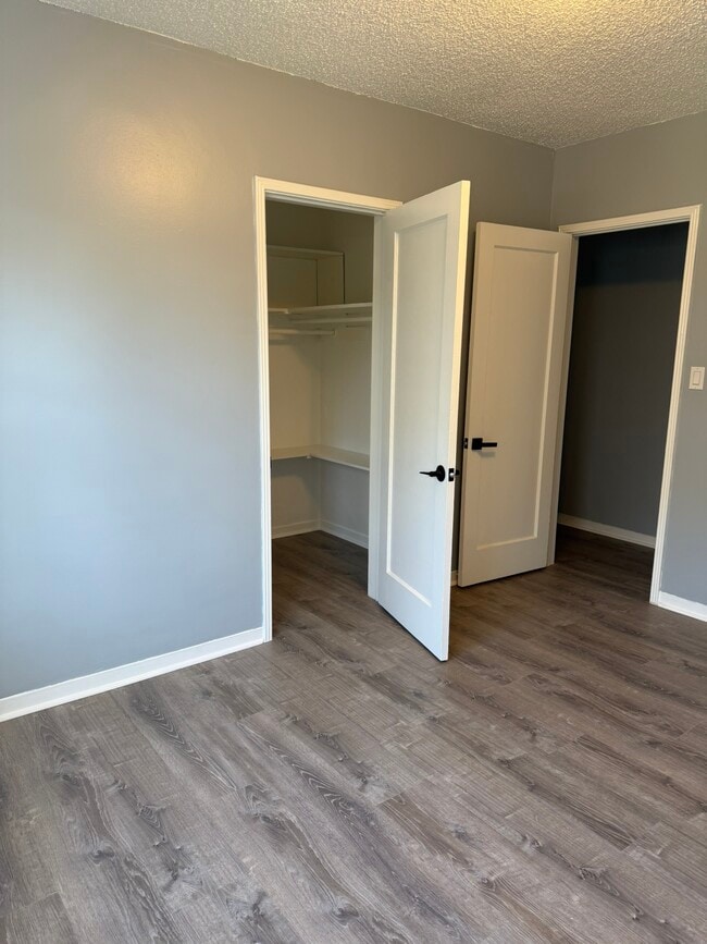 Photo - 11456 Albers St