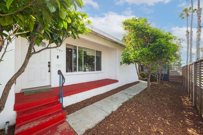 Photo - Beautiful 2 bedroom single family home available in Sunset Cliffs!