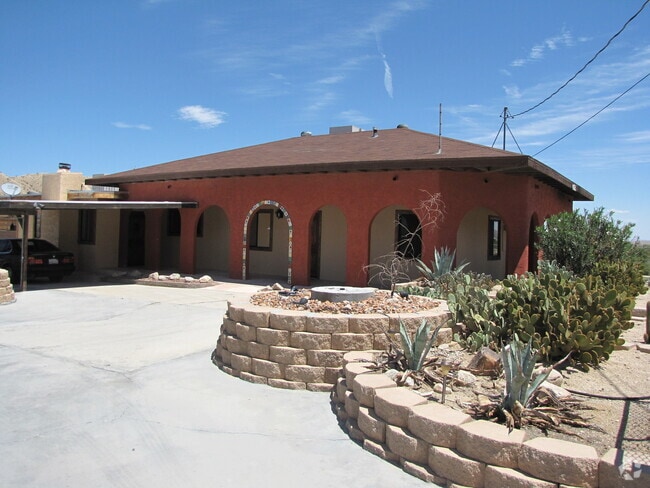 Building Photo - COMING SOON Rental