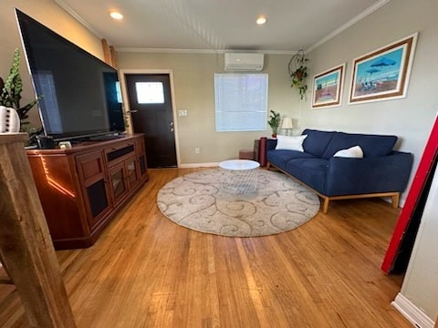 Building Photo - 4749 Niagara Ave