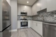 Photo - 6954 Jellico Ave