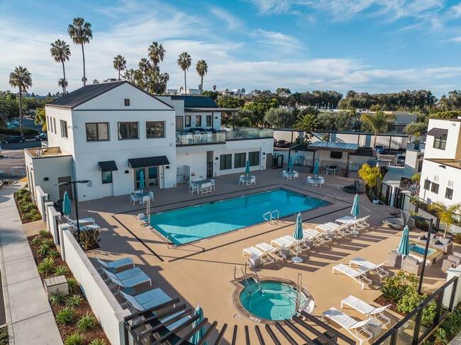 Photo - Cortona Point