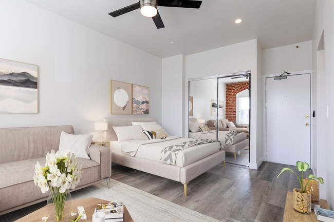 Photo - Cozy & Contemporary Studio in Koreatown