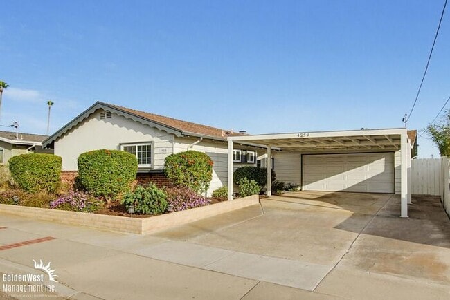 Building Photo - Updated 4Bdm 2Ba Home with Canyon Views in Clariemont Mesa West!