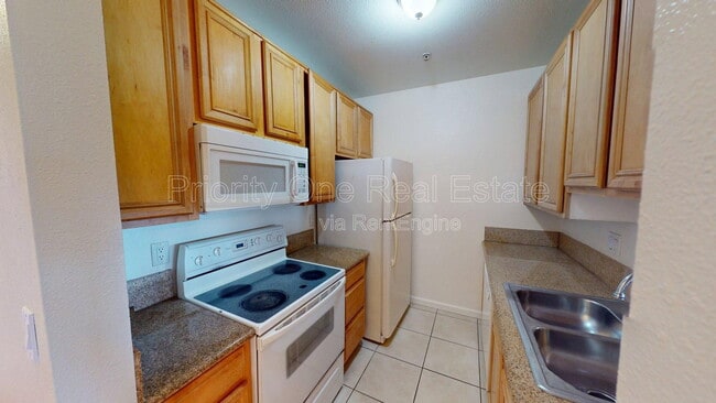 Photo - 4041 Oakcrest Dr Unit 405