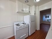 Photo - 439 S Catalina St