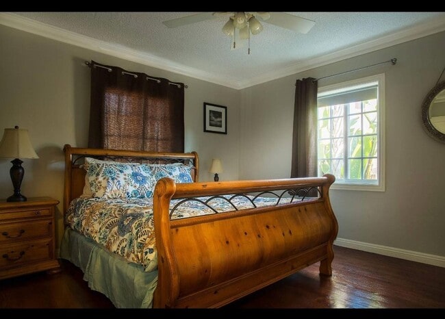 Photo - Amazing 3 Bedroom 1 Bathroom House High off street with Incredible views.