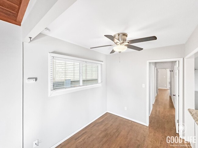 Photo - Beautiful 2BD/1BA W/ Large Backyard and Re...