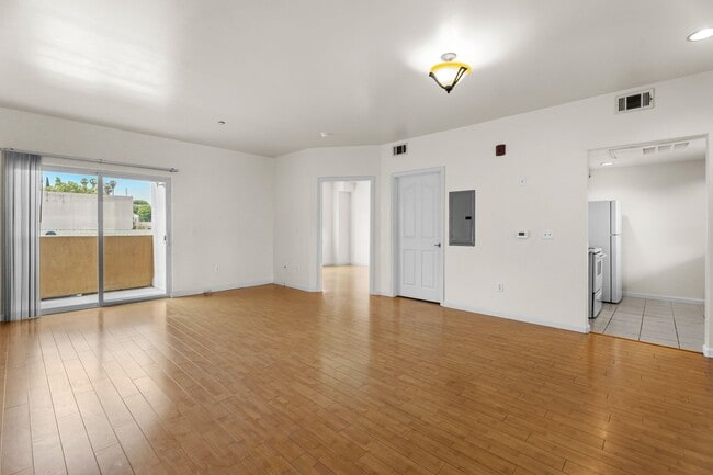 Spacious One-Bedroom in 55+ Monterey Park ... - Spacious One-Bedroom in 55+ Monterey Park ... Condo