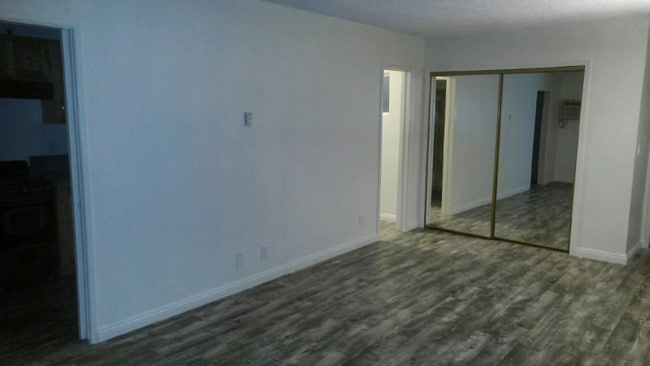 Photo - 5929 Laurel Canyon Blvd Unit 14