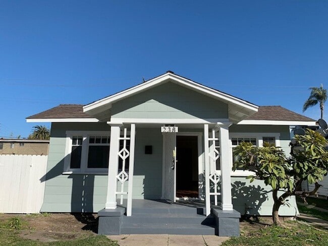 Photo - Completely Remodeled 2 Bedroom 1 Bath House with Huge Backyard