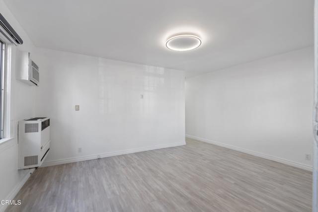 Photo - 4358 Lockwood Ave