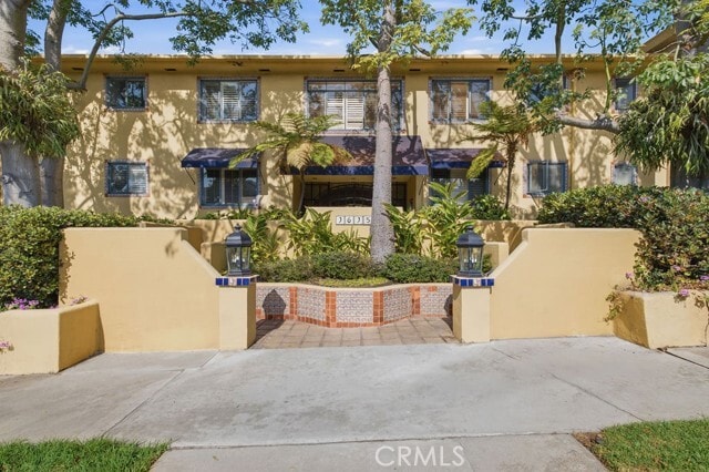 Building Photo - 1615 Laurel Ave Unit 214