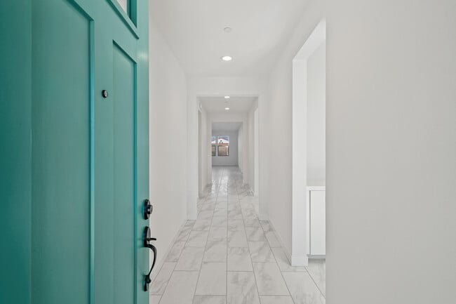 Photo - 73584 Henri Dr